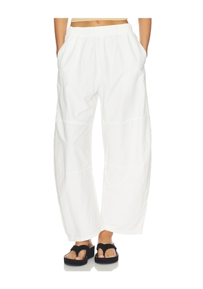 Free People x FP Movement Game Day Pant in White. Size XS. Also in S, M, L.