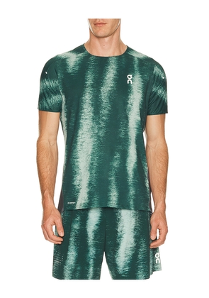 On Performance-T Terra in Green. Size S. Also in M, L, XL/1X.
