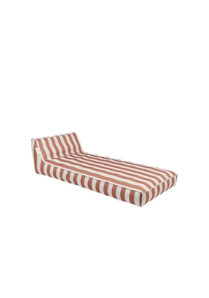 Sunnylife Luxe Lounger in Coral.