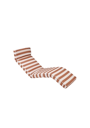 Sunnylife The Lounger in Burnt Orange.