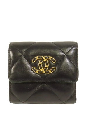 CHANEL Pre-Owned C19 quilted wallet - Black