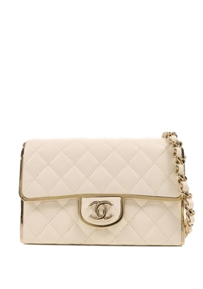 CHANEL Pre-Owned Quilted CC crossbody bag - Neutrals