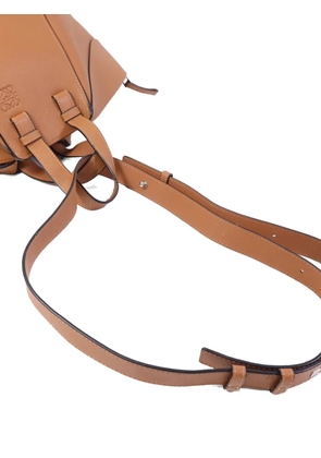 Loewe Pre-Owned Hammock leather tote bag - Neutrals