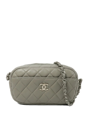 CHANEL Pre-Owned Camera Bag quilted cross body bag - Grey