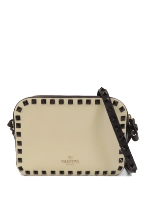 Valentino Garavani Pre-Owned Rockstud shoulder bag - Neutrals