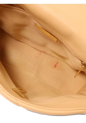 CHANEL Pre-Owned Chanel 19 CC turn-lock shoulder bag - Neutrals