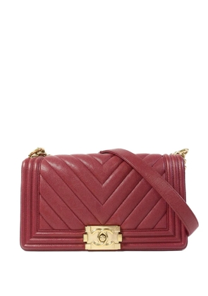 CHANEL Pre-Owned Boy chevron shoulder bag - Red