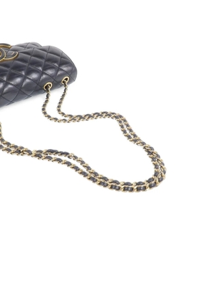 CHANEL Pre-Owned CC turn-lock quilted shoulder bag - Black