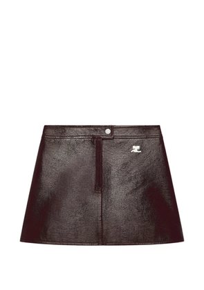 Courrèges logo-patch vinyl-effect mini skirt - Red