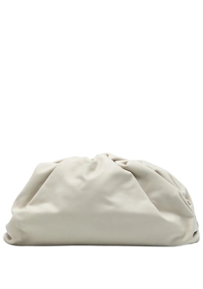 Bottega Veneta Pre-Owned 2012-2026 Lambskin The Pouch clutch bag - White