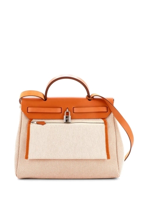 Hermès Pre-Owned Herbag Zip Criss Viking Toile and Leather 31 shoulder bag - Brown