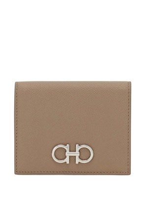 Ferragamo Gancini compact wallet - Neutrals