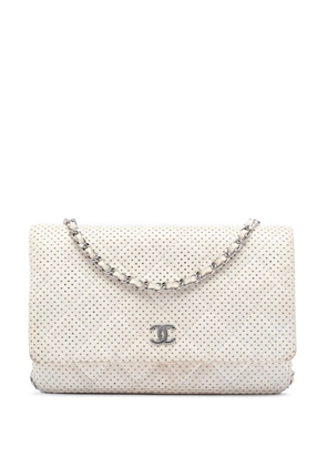 CHANEL Pre-Owned 2006-2008 CC Quilted Perforated Lambskin Wallet On Chain crossbody bag - White