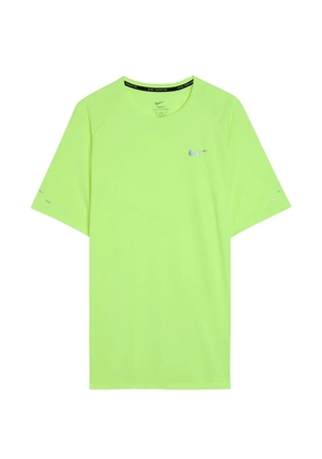 Nike reflective-detail Swoosh T-shirt - Green