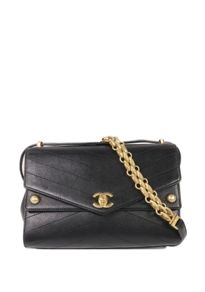 CHANEL Pre-Owned CC turn-lock shoulder bag - Black