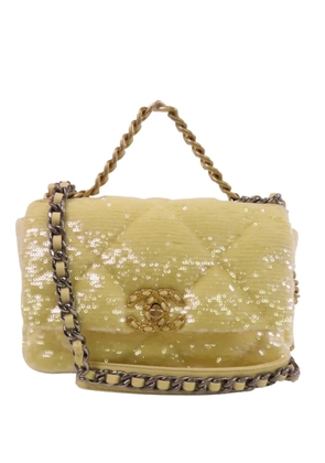 CHANEL Pre-Owned Chanel 19 sequin shoulder bag - Yellow