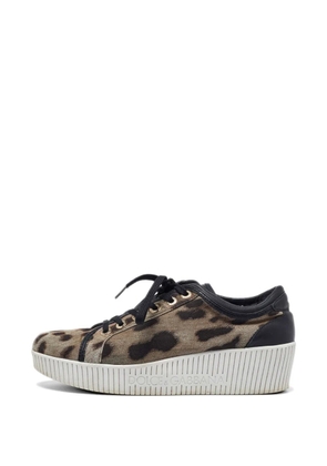 Dolce & Gabbana Pre-Owned 40 leopard-print platform sneakers - Neutrals