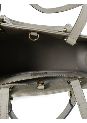 Louis Vuitton Pre-Owned MM On The Go two-way calfskin tote bag - Neutrals
