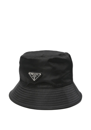 Prada Pre-Owned triangle-logo bucket hat - Black