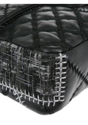 CHANEL Pre-Owned 2011 Patchwork Stitch shoulder bag - Black