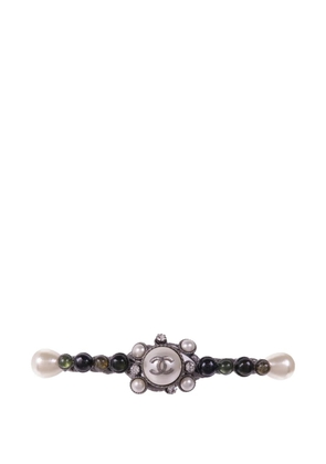 CHANEL Pre-Owned CC faux-pearl brooch - Black