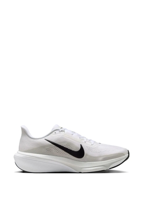 Nike Pegasus 42 running sneakers - White