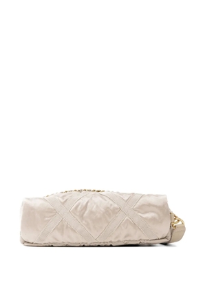 CHANEL Pre-Owned CC turn-lock diamond-quilted tote bag - Neutrals