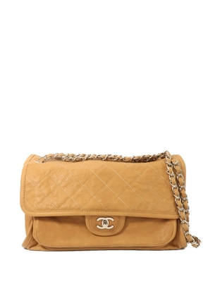 CHANEL Pre-Owned CC turn-lock diamond-quilted shoulder bag - Brown