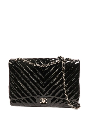 CHANEL Pre-Owned maxi Classic CC turn-lock shoulder bag - Black