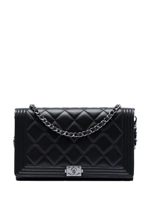CHANEL Pre-Owned 2015-2016 Quilted Lambskin Boy Wallet On Chain shoulder bag - Black