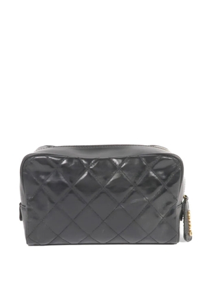 CHANEL Pre-Owned quilted CC turn-lock make up bag - Black