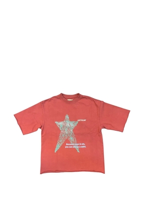astrum Uncertainty graphic-print T-shirt - Red