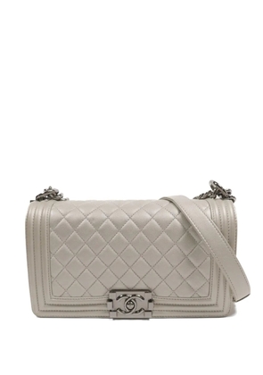 CHANEL Pre-Owned 25 Boy quilted shoulder bag - Grey