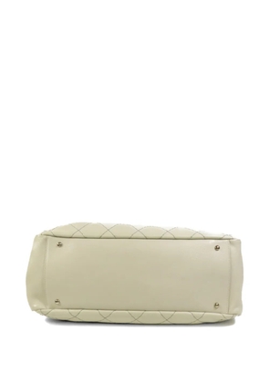 CHANEL Pre-Owned quilted CC shoulder bag - Neutrals