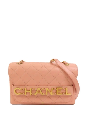 CHANEL Pre-Owned quilted logo-plaque shoulder bag - Pink
