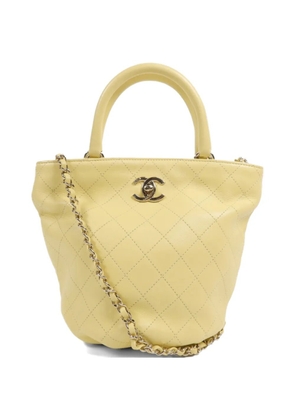 CHANEL Pre-Owned quilted CC turn-lock tote bag - Yellow