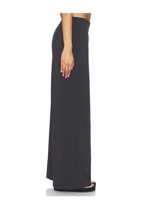 Vuori Villa Wide Leg Pants in Black. Size XS. Also in S, M, L, XL.