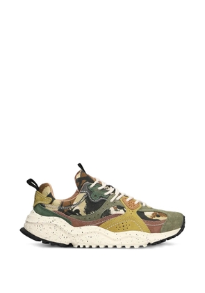 FLOWER MOUNTAIN Wave camouflage-print panelled sneakers - Green