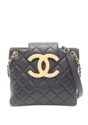 CHANEL Pre-Owned 2021s Matelassé chain shoulder bag - Black