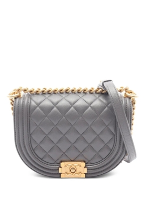 CHANEL Pre-Owned 2021 small Boy Chanel shoulder bag - Grey
