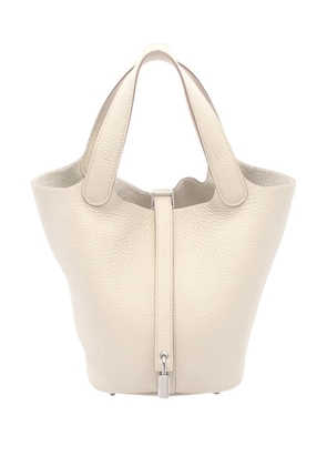 Hermès Pre-Owned 2024 Clemence Picotin Lock 18 handbag - Neutrals