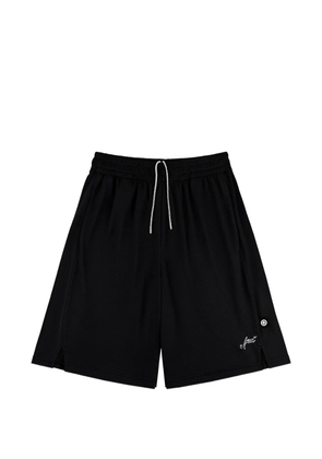 AREA logo-embroidered knee-length shorts - Black