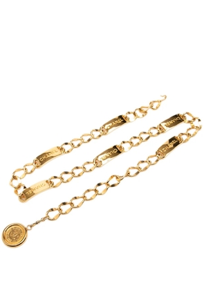 CHANEL Pre-Owned 1950-1970 CC Gold Plated Logo Plate Rue Cambon Medallion Chain Link belt