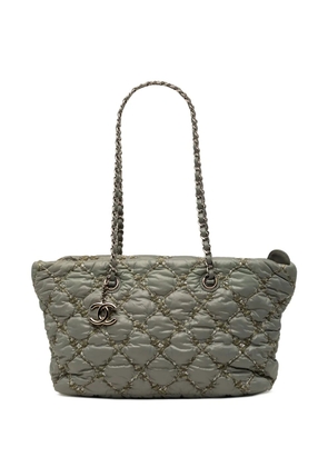 CHANEL Pre-Owned 2010-2011 Paris Byzance Nylon Tweed On Stitch tote bag - Grey