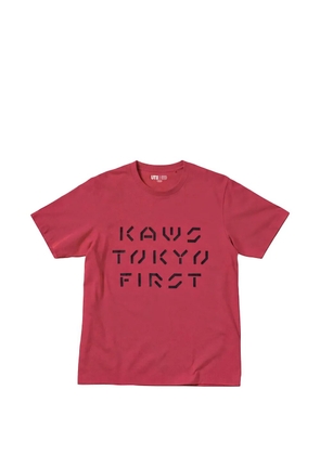KAWS X Uniqlo Tokyo First grapic-print T-shirt - Red