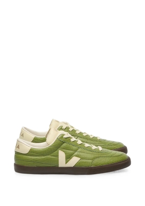 VEJA Panenka lizard-effect sneakers - Green