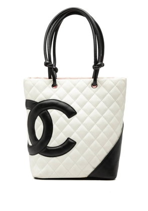 CHANEL Pre-Owned 2003-2004 Medium Quilted Calfskin Cambon Ligne tote bag - White