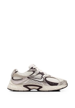 Nike V5 RNR sneakers - White
