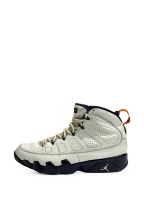 Jordan Jordan 9 Retro Oregon State PE sneakers - White