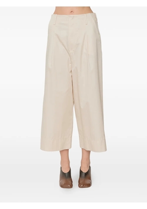 SUSANNE BOMMER pleated wide-leg cropped trousers - Neutrals